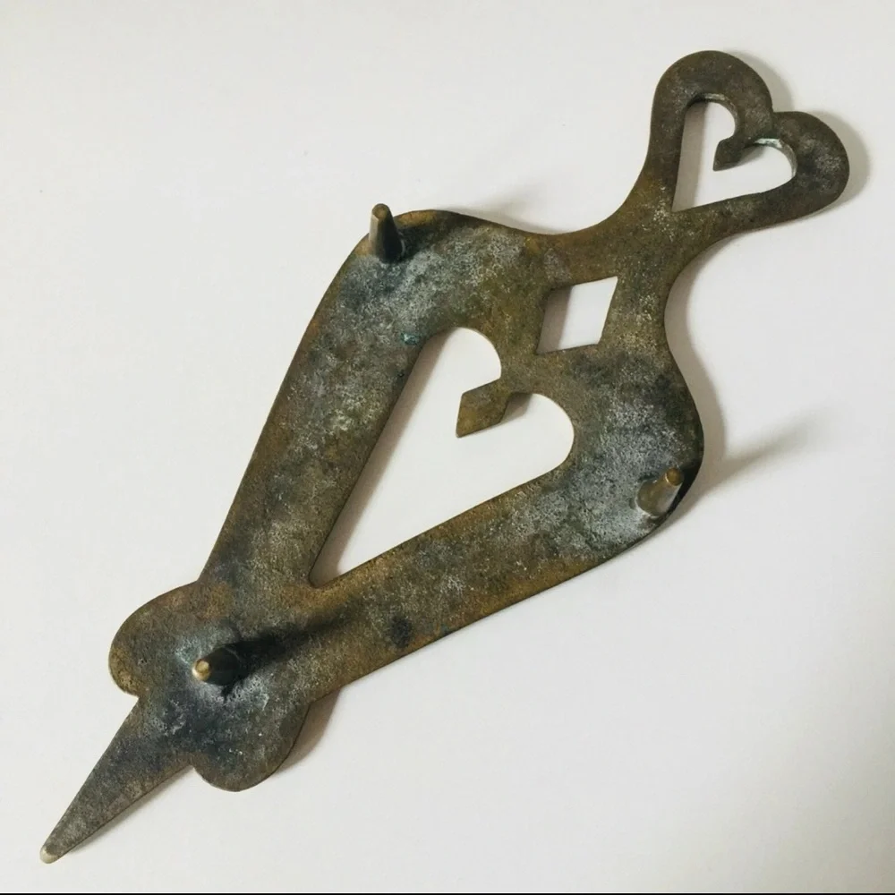 ANTIQUE Solid CAST BRASS Double Heart Design TRIVET Original HTF VTG 10.7